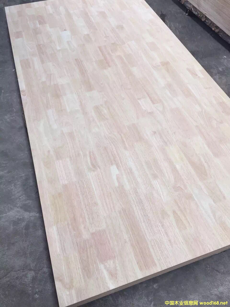 8Ưװb